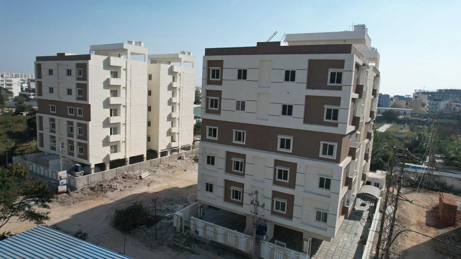 Platinum Avenue Image 13